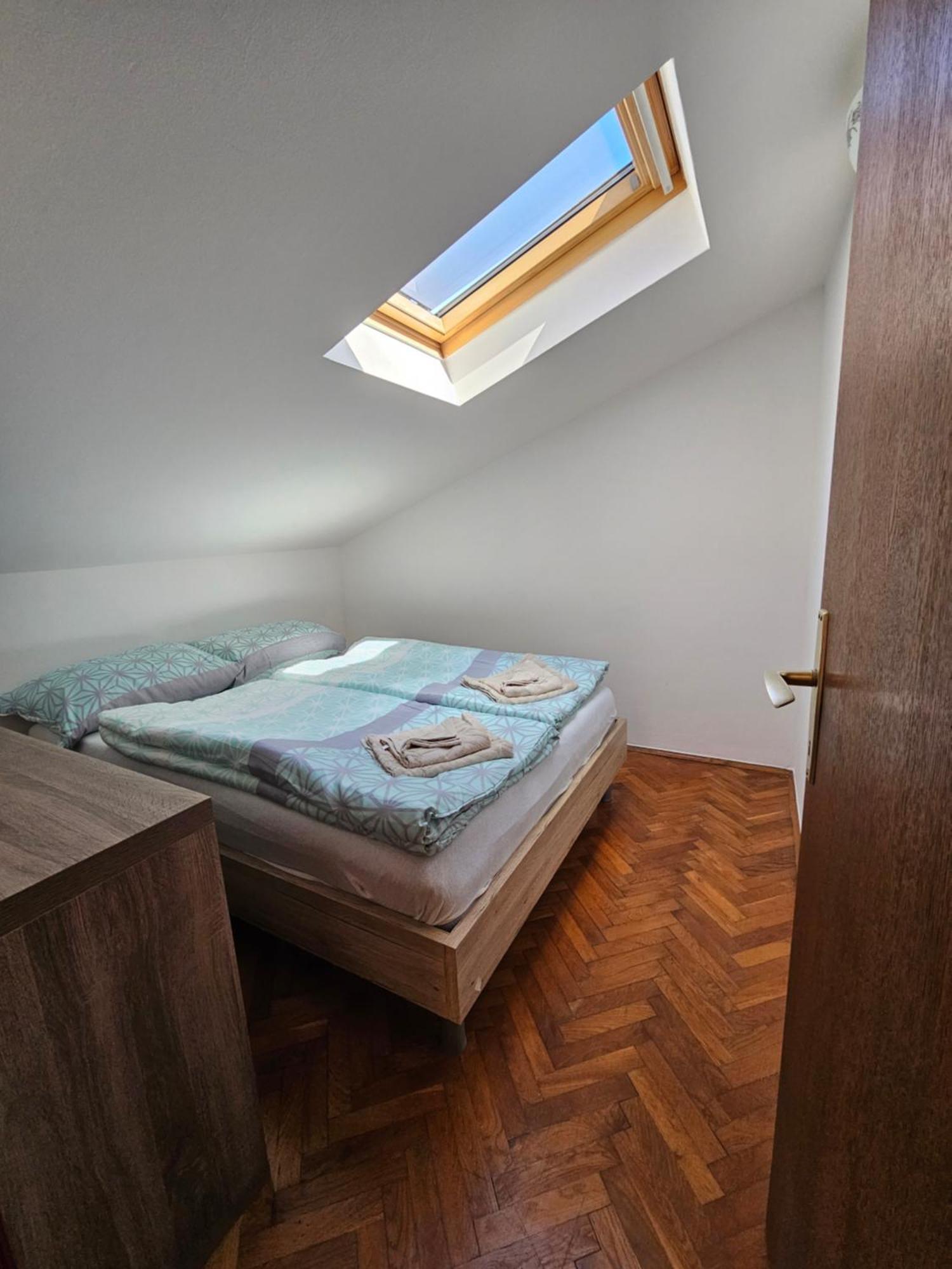 Apartman Sea View 万塔西西 外观 照片