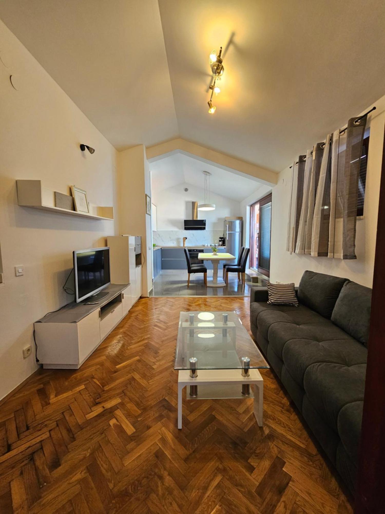 Apartman Sea View 万塔西西 外观 照片